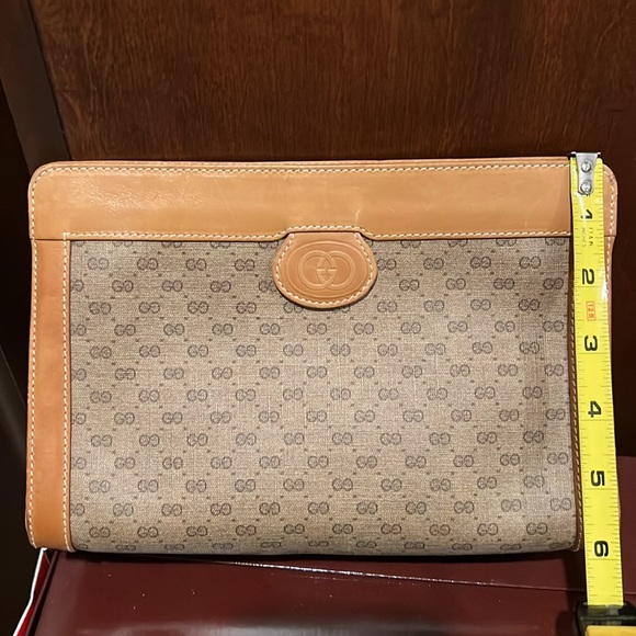 GUCCI VINTAGE MAKE UP/CLUTCH HANDBAG! - Picture 10 of 11